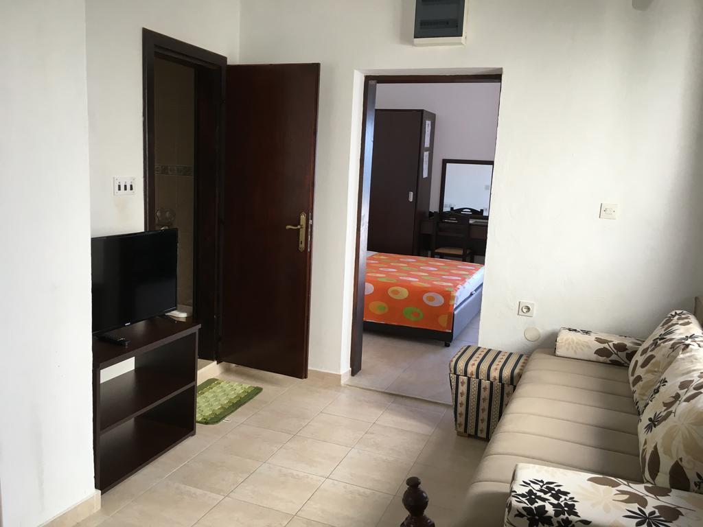 Paradiso Apartments - Liman1 Ούλτσιν Εξωτερικό φωτογραφία